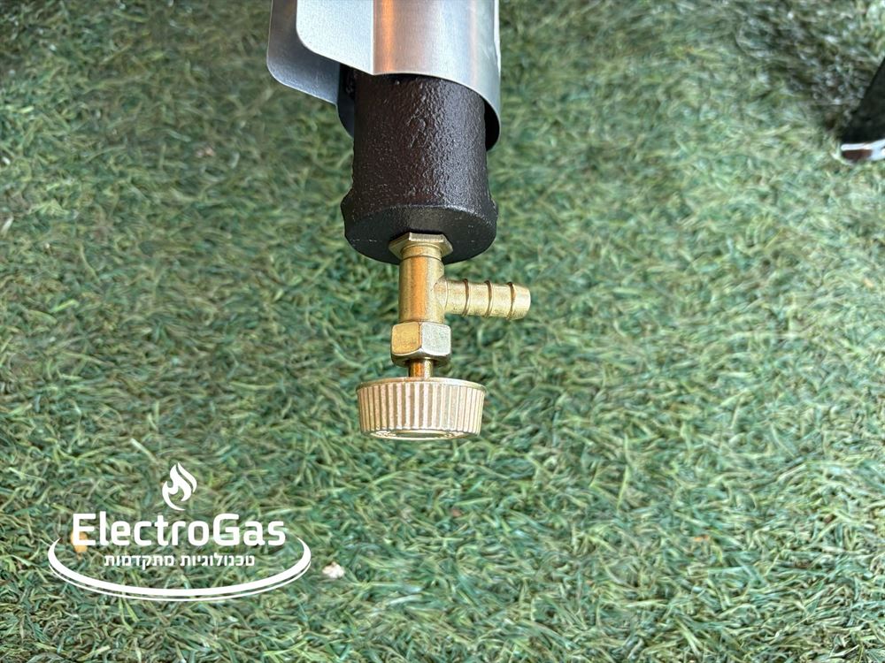 כירת גז גדולה מבער אחד / לשטח לחצר ולמחנאות כולל צינור ווסת גז זוויתי עם שעון מד גז