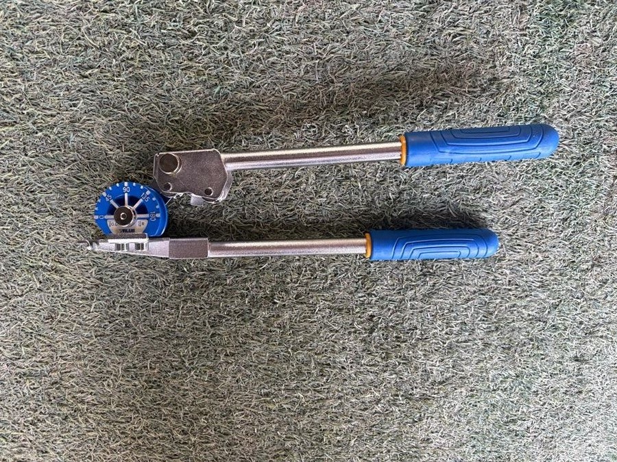 מכופף צינרות נחושת קוטר 3/8